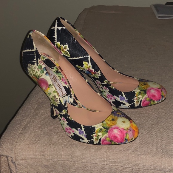 Vivienne Westwood Black Multi Pumps, Size 36 - Picture 2 of 3